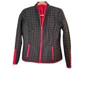 Cassini 100% silk, reversible red and black quilted jacket . Size S.